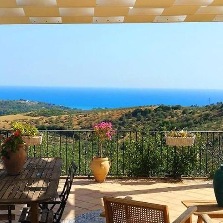 Villa Immersa In Oliveto Vista Mare Sciacca Exterior photo