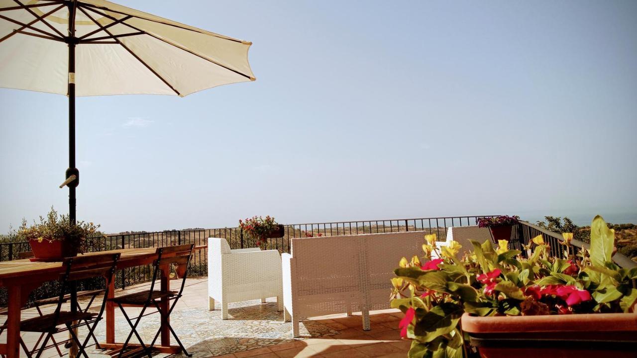 Villa Immersa In Oliveto Vista Mare Sciacca Exterior photo