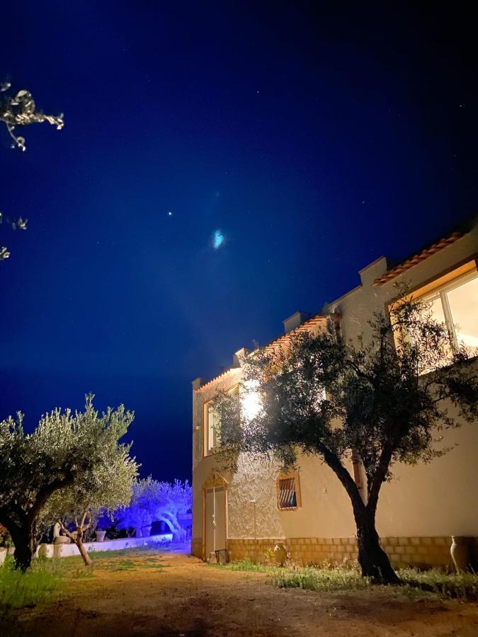 Villa Immersa In Oliveto Vista Mare Sciacca Exterior photo